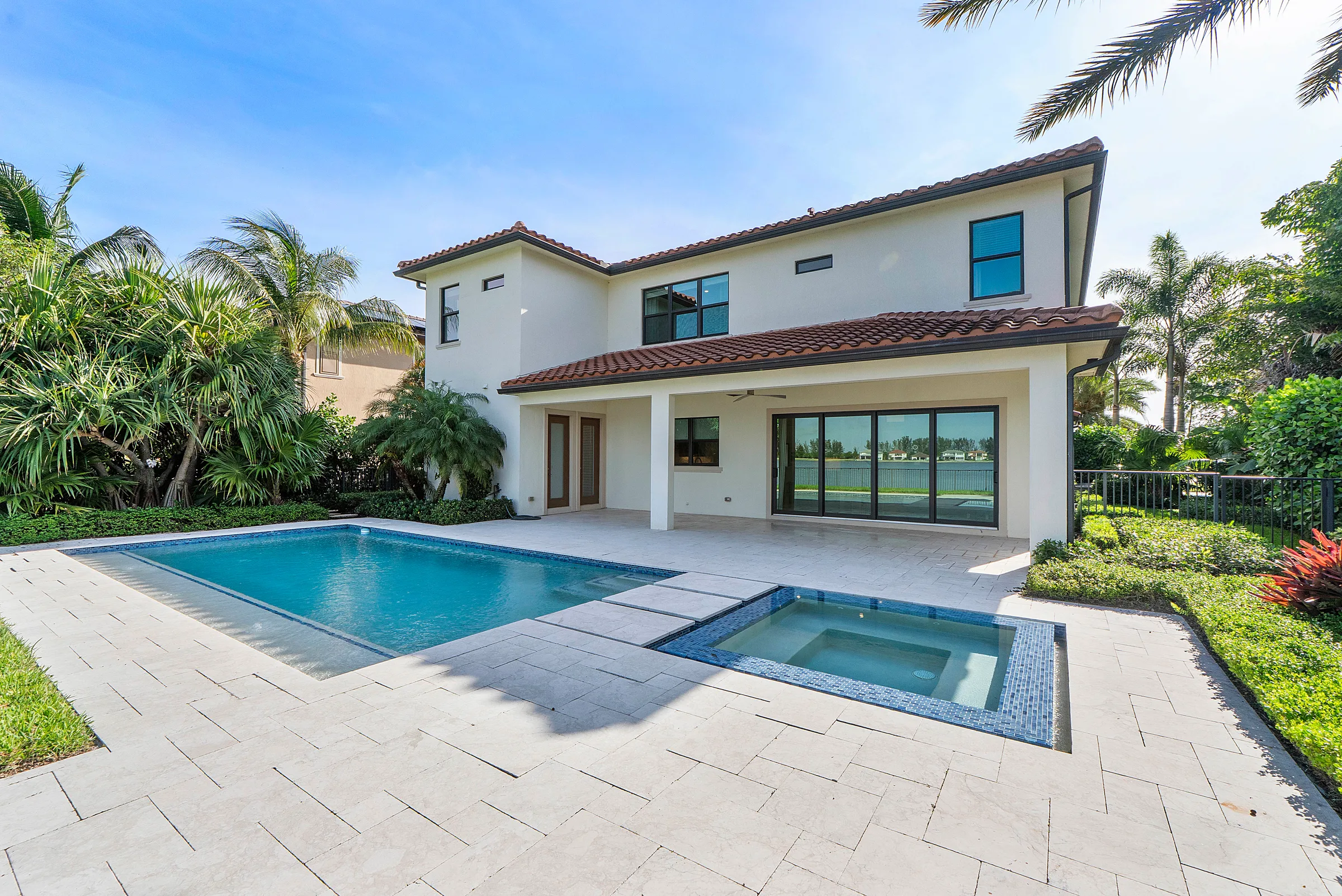 Empty home — 8685 Parkland Bay Dr